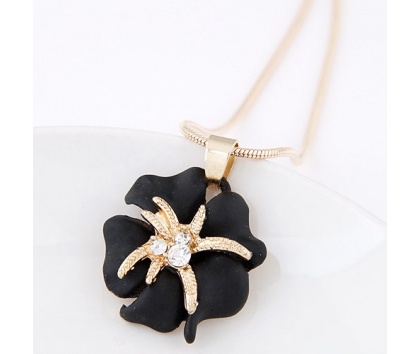 Fashion Jewelery Náhrdelník s černou květinou - Náhrdelník s květinou černá