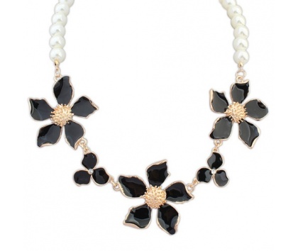 Fashion Jewelery Náhrdelník s černými květinami - Náhrdelník s černými květinami