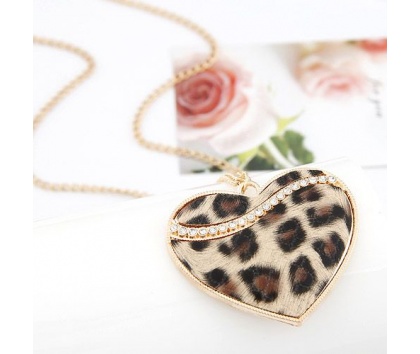 Fashion Jewelery Náhrdelník s leopardím srdcem a zirkony - Náhrdelník s leopardím srdcem a zirkony