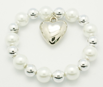 Fashion Jewelery Perlový bílý náramek se srdcem
