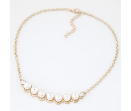 Fashion Jewelery Náhrdelník s bílými perlami