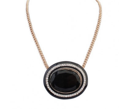 Fashion Jewelery Náhrdelník s černou ozdobou